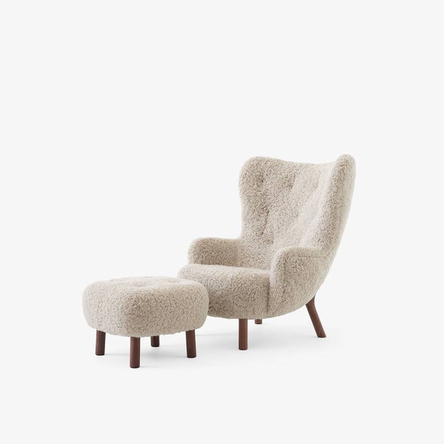 &Tradition - Petra Lenestol + Puff Sheepskin Moonlight